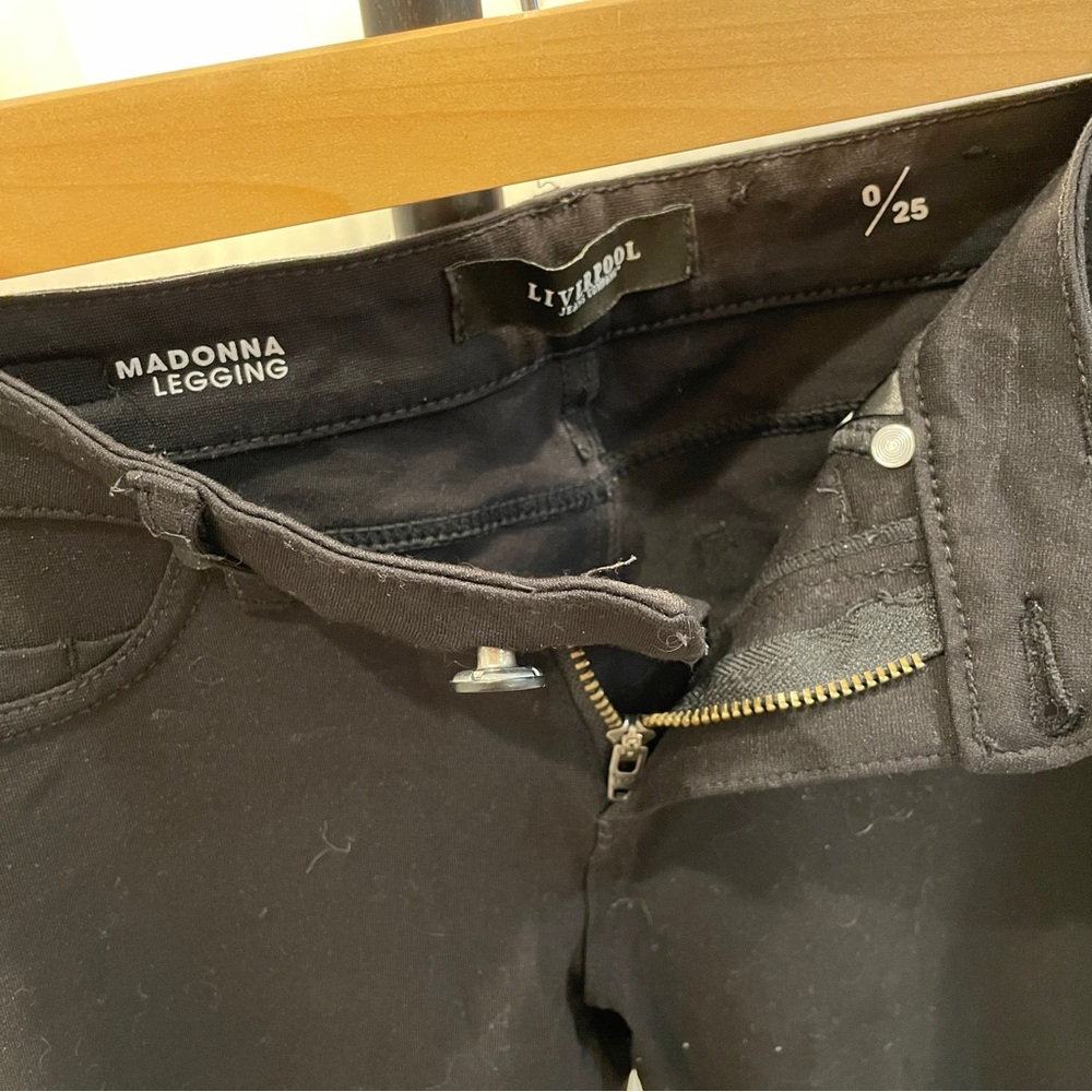 Liverpool Black Skinny Pants